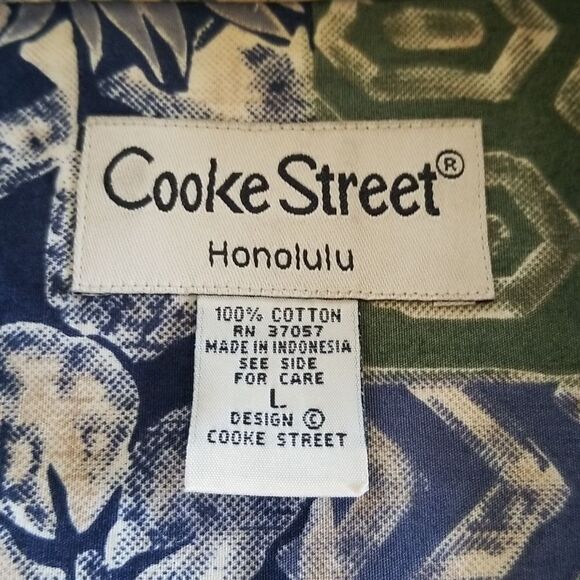 Cooke Street Honolulu Aloha Shirt - Picture 5 of 6